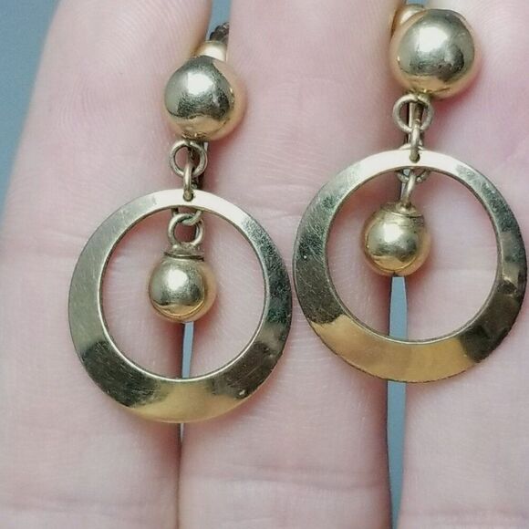 Vintage JMS Signed Yellow Gold Filled Dangle Clip On Earrings, Screw Backs - Picture 5 of 6